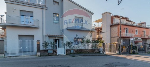 Apartamento de 2 dormitorios en Viterbo, Italy No. 52591 2