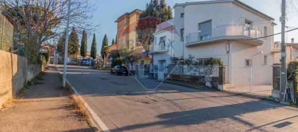 Apartamento de 2 dormitorios en Viterbo, Italy No. 52591 3
