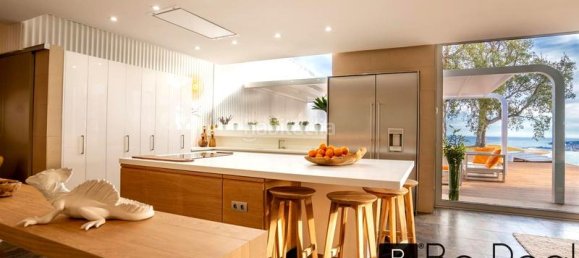 4 bedrooms Villa in Fuengirola, Spain No. 139083 9