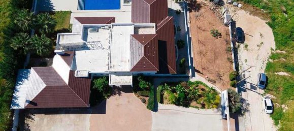 8 bedrooms Villa in Anarita, Cyprus No. 7526 4