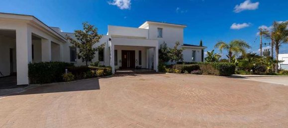 8 bedrooms Villa in Anarita, Cyprus No. 7526 13