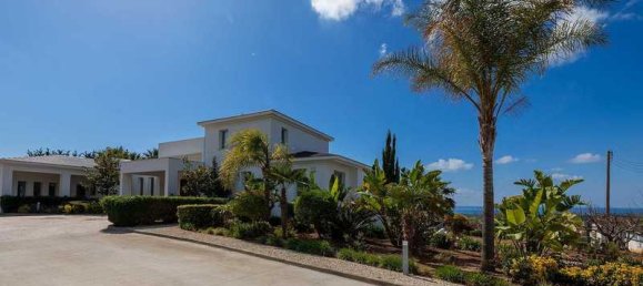 8 bedrooms Villa in Anarita, Cyprus No. 7526 12