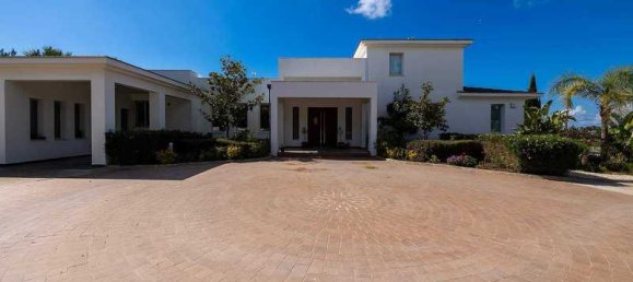 8 bedrooms Villa in Anarita, Cyprus No. 7526 14