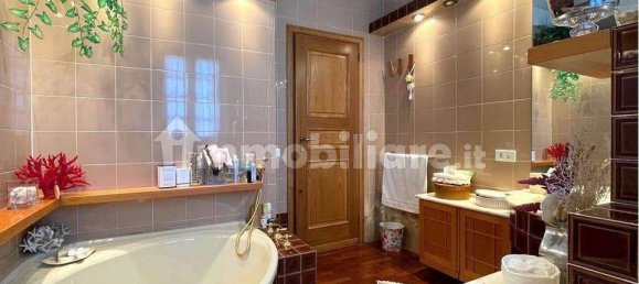 3 bedrooms Villa in Pistoia, Italy No. 220516 25