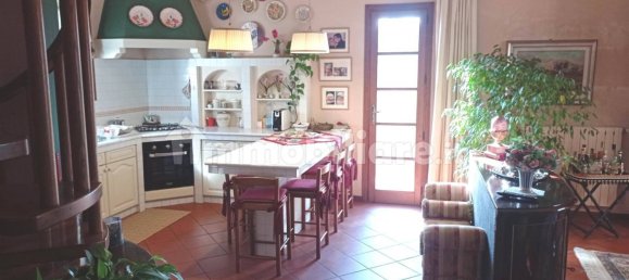 3 bedrooms Villa in Pistoia, Italy No. 220516 7