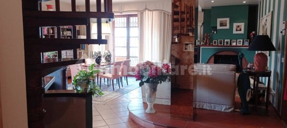 3 bedrooms Villa in Pistoia, Italy No. 220516 9