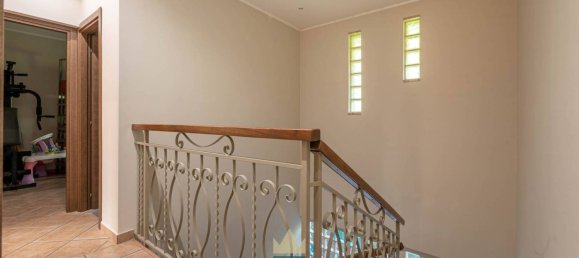 Villa de 3 dormitorios en Palermo, Italy No. 45638 17