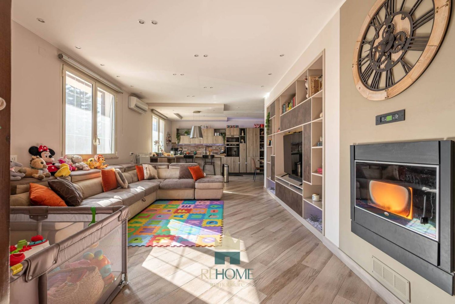 Villa de 3 dormitorios en Palermo, Italy No. 45638