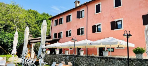 800m² Building in Ascoli Piceno, Italy No. 341750 3