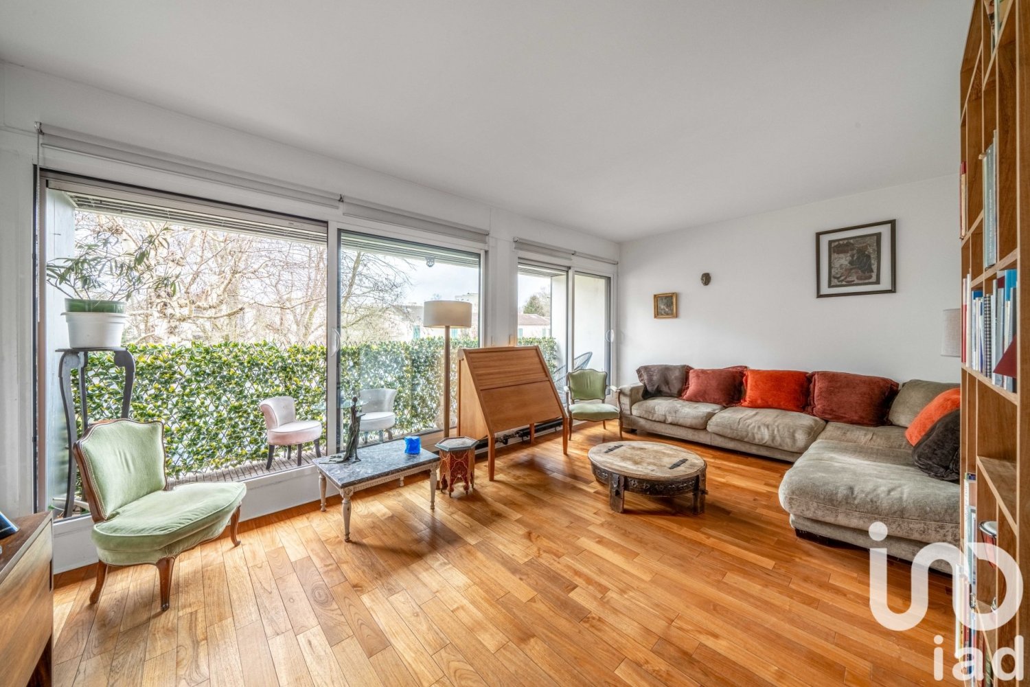 2 bedrooms Apartment in Sevres, France No. 123481