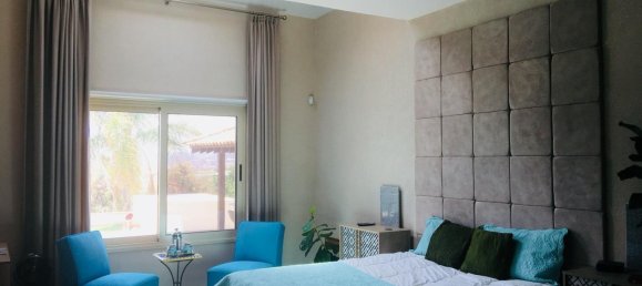 4 bedrooms Villa in Paramali, Cyprus No. 844 6