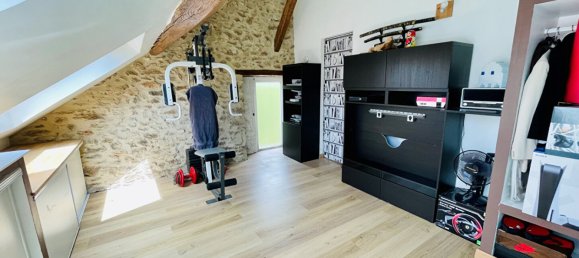 Moradia em banda T3 em Saint-Fargeau-Ponthierry, France N.º 163014 11