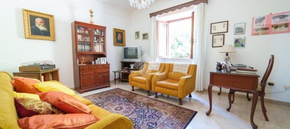 3-salle Appartement à Tarquinia, Italy No. 292948 2