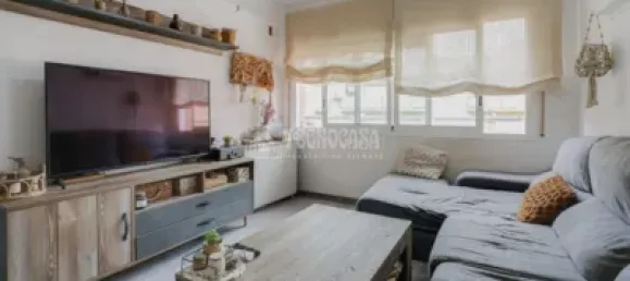 3 Schlafzimmer Wohnung in Sant Andreu, Spain, Nr. 183861 4
