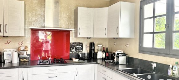 4 Schlafzimmer Haus in Izon, France, Nr. 342309 9