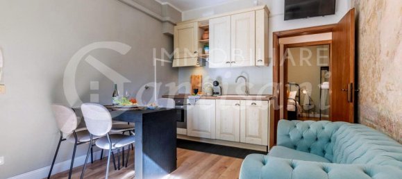 Apartamento de 4 habitaciónes en Florence, Italy No. 35196 3