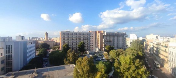 5 rooms Apartment in Taranto, Italy No. 153082 2