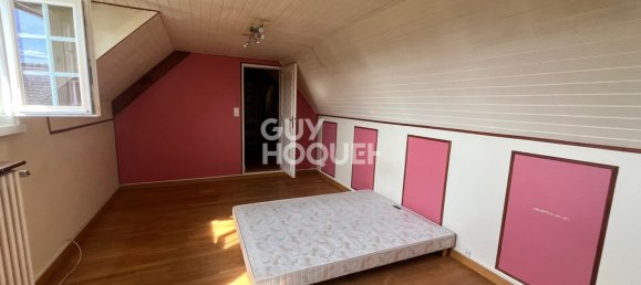 3 bedrooms House in Margny-les-Compiegne, France No. 254298 8