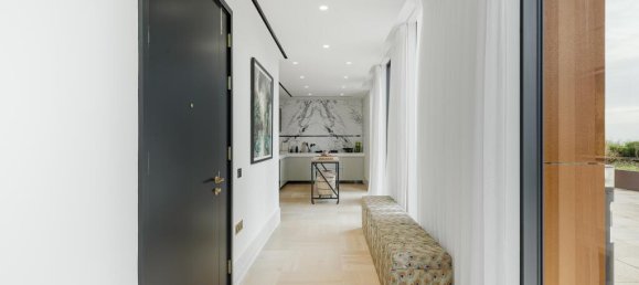 Apartamento de 3 dormitorios en London, United Kingdom No. 13093 5