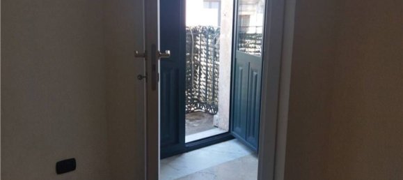 8 rooms Apartment in Riposto, Italy No. 273923 7