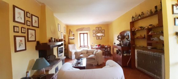 5 bedrooms House in Sarteano, Italy No. 223115 22