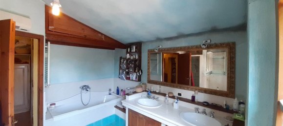 5 bedrooms House in Sarteano, Italy No. 223115 35