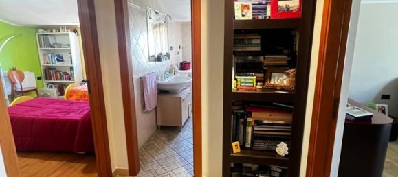 3 rooms Apartment in Corigliano Rossano, Italy No. 298912 4