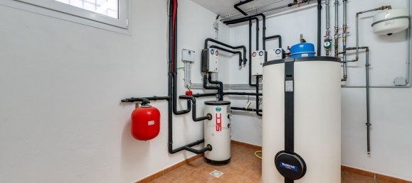 4 Schlafzimmer Haus in Marbella, Spain, Nr. 62646 25