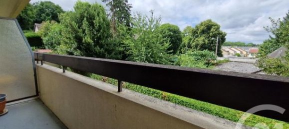 1 bedroom Apartment in Evreux, France No. 315251 2