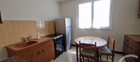 1 bedroom Apartment in Evreux, France No. 315251 3