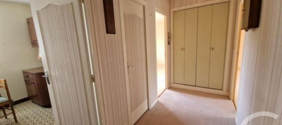 1 bedroom Apartment in Evreux, France No. 315251 5