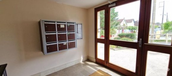 1 bedroom Apartment in Evreux, France No. 315251 9