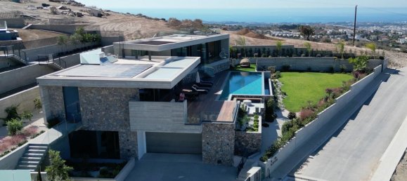 5 bedrooms Villa in Armou, Cyprus No. 5563 13