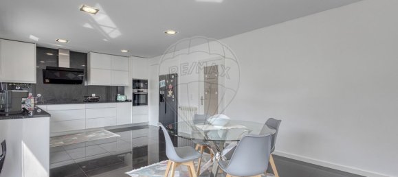 Casa de 3 dormitorios en Sao Felix da Marinha, Portugal No. 219935 9