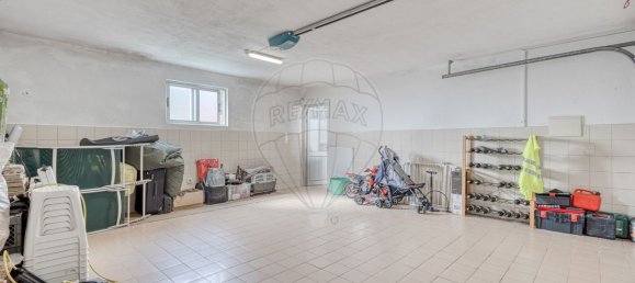 Casa de 3 dormitorios en Sao Felix da Marinha, Portugal No. 219935 36