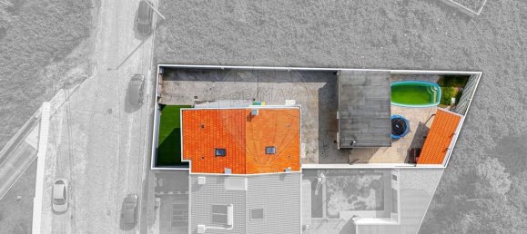 Casa de 3 dormitorios en Sao Felix da Marinha, Portugal No. 219935 2