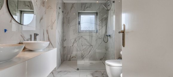 Casa de 3 dormitorios en Sao Felix da Marinha, Portugal No. 219935 22