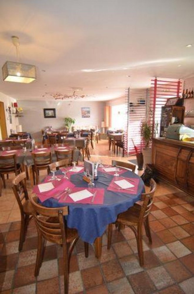 Офис 104м² в Лорьян, Франция № 18346