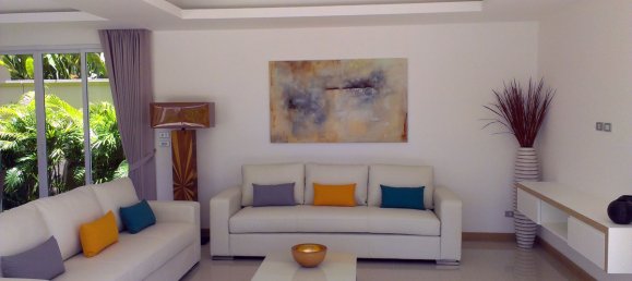 3 bedrooms House in Pattaya, Thailand No. 1636 3