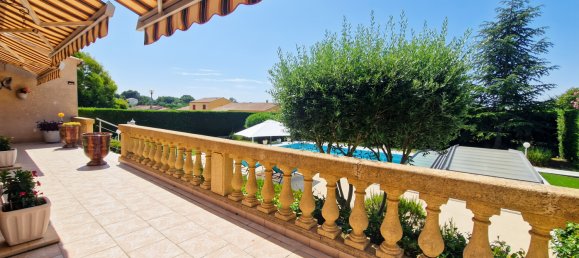 4 Schlafzimmer Haus in Uzes, France, Nr. 298327 12