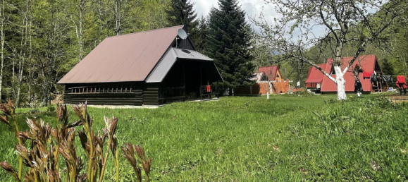 6 bedrooms Commercial property in Kolasin, Montenegro No. 1 24