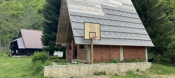 6 bedrooms Commercial property in Kolasin, Montenegro No. 1 3