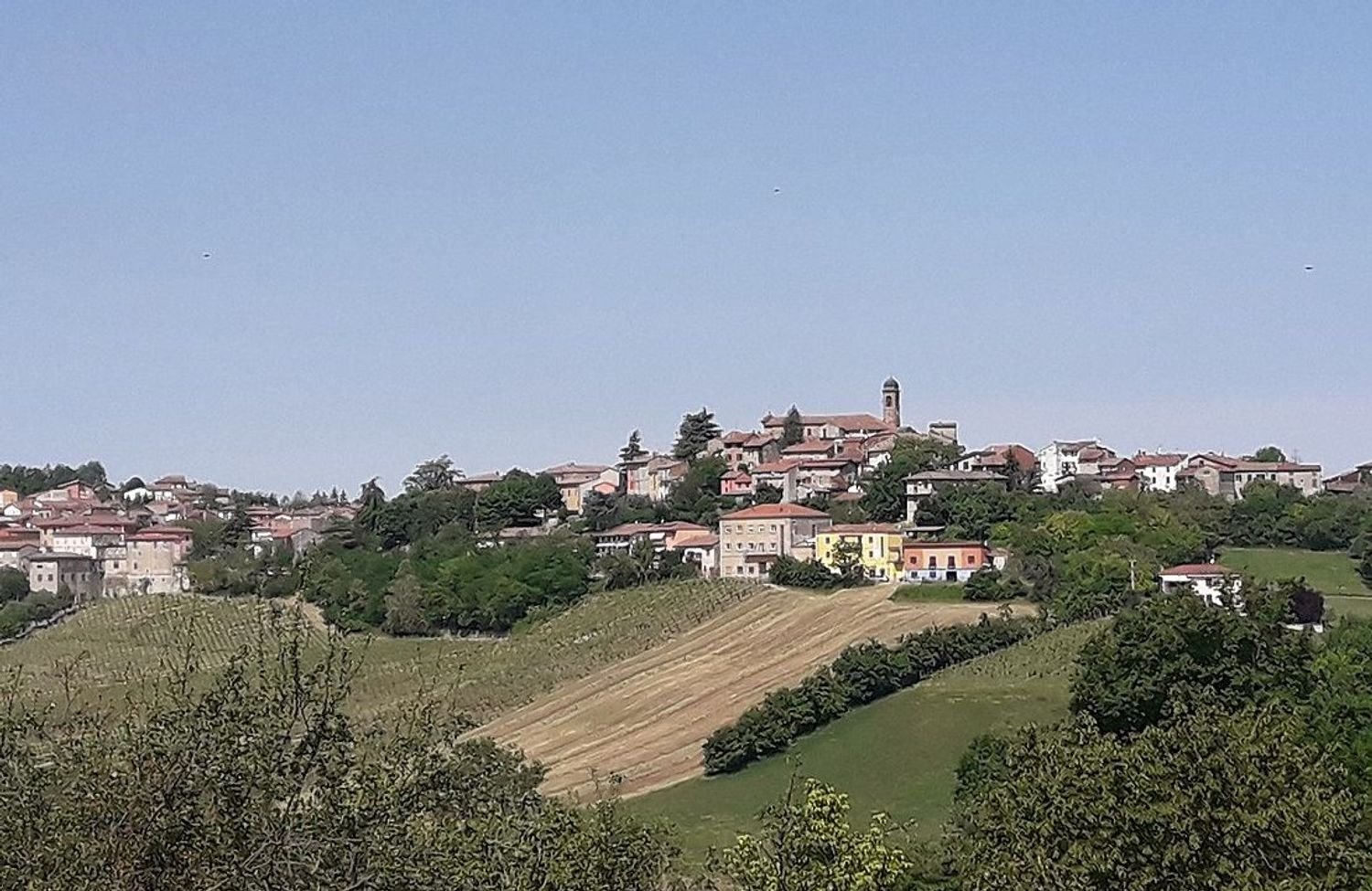 Дом с 3 спальнями в Дзиано Пьячентино, Италия № 334857