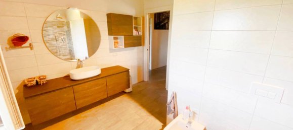 3 غرف نوم فيلا في Madignano, Italy رقم 263508 16