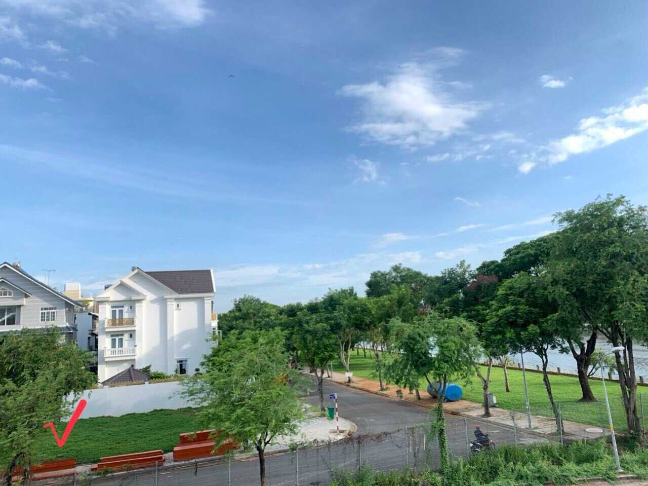 288m² Land in District 7, Vietnam No. 15772