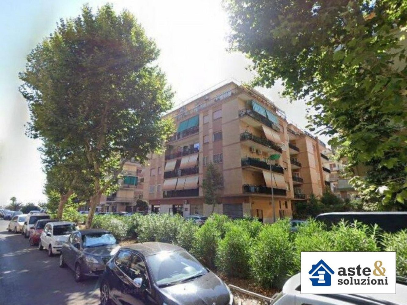 166m² Office in Rome, Italy No. 399896