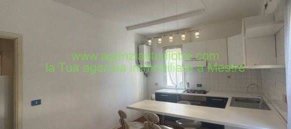 2 rooms Apartment in Venice, Italy No. 364054 3