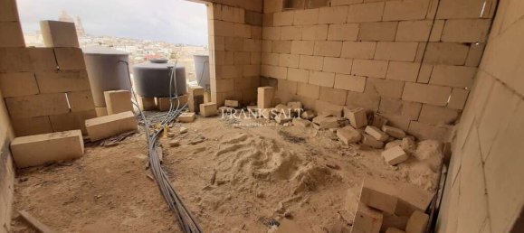 Ático de 2 dormitorios en Xewkija, Malta No. 694 7