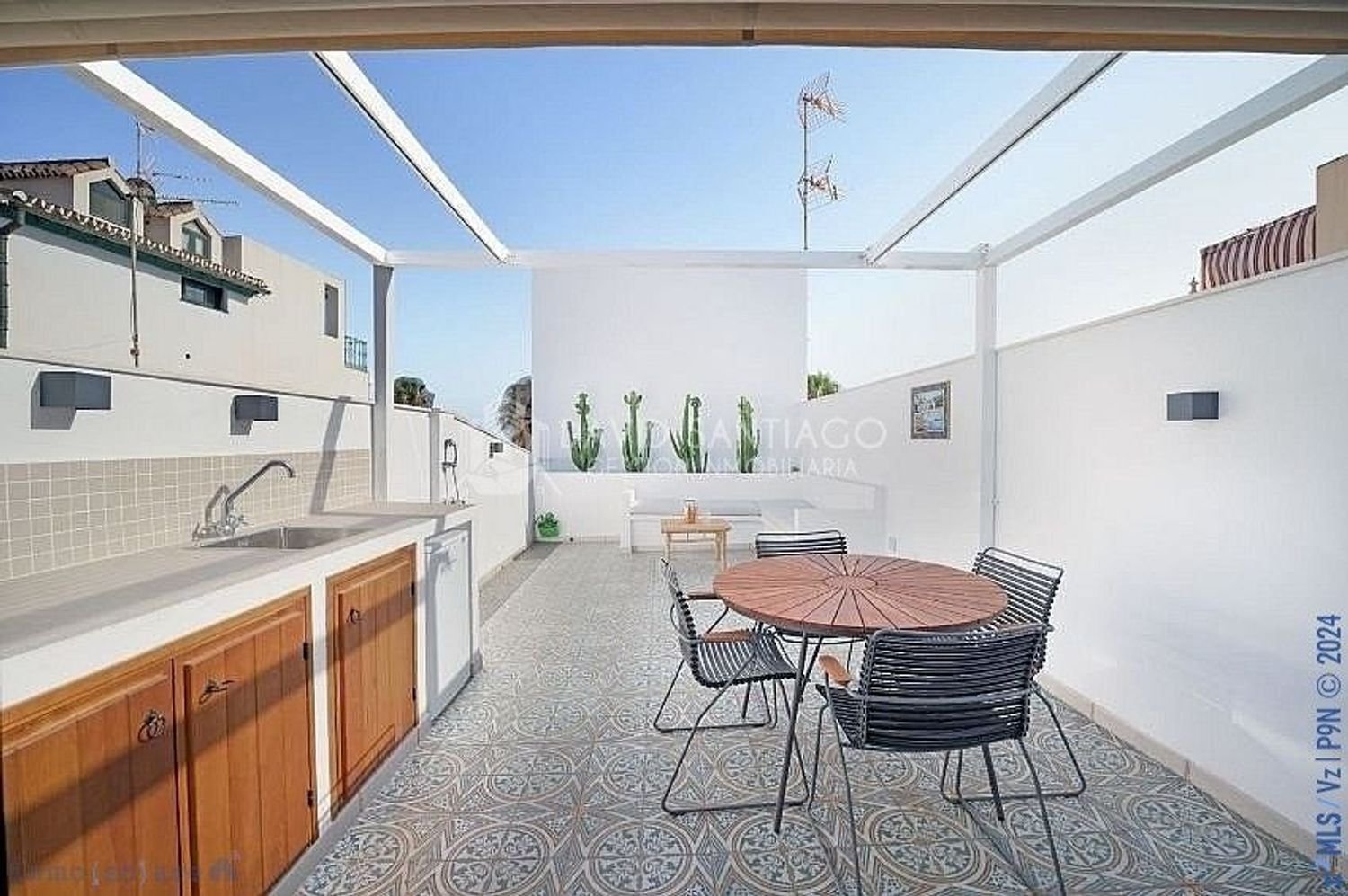 2 bedrooms House in Caleta de Velez, Spain No. 104758