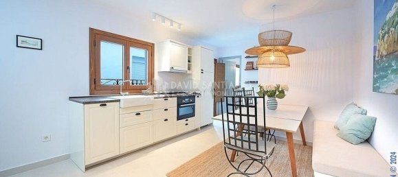 2 bedrooms House in Caleta de Velez, Spain No. 104758 12